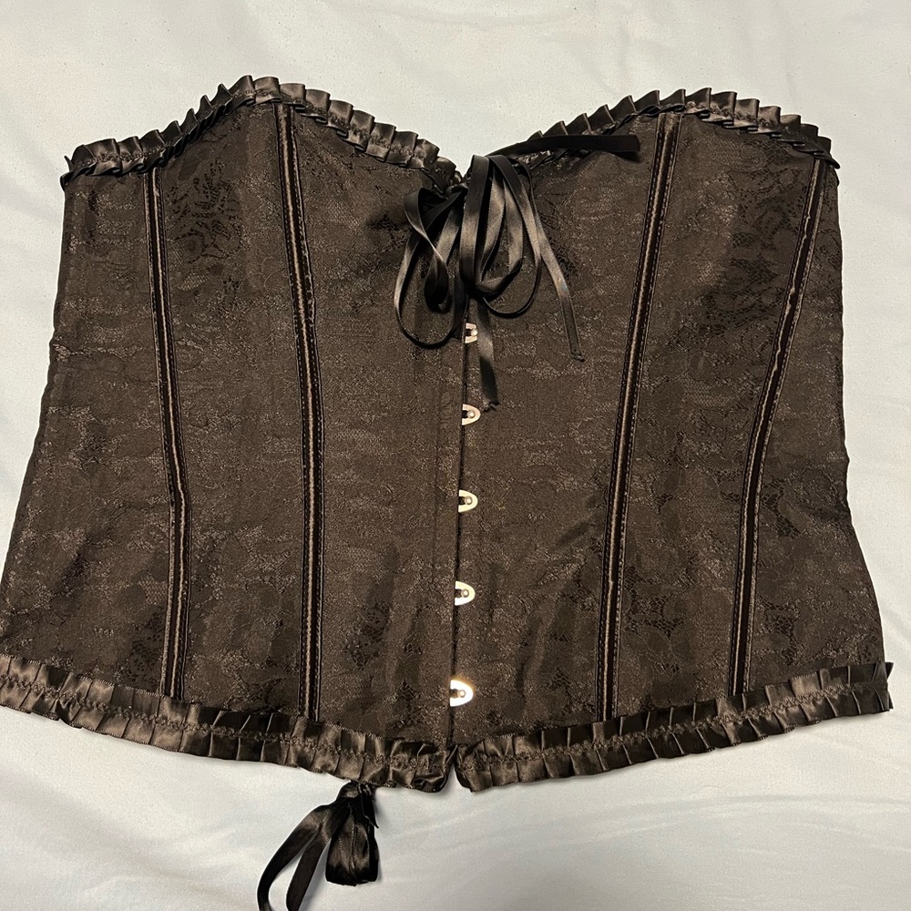 Elegant Black Corset with Ribbon Detail